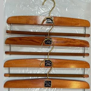 Lot of 5 Paul & Shark luxury yachting hangers golden hook logo